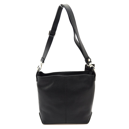 Beautiful, roomy leather shoulder bag