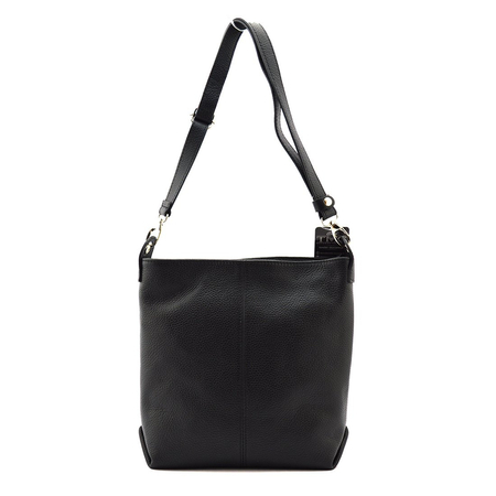 Beautiful, roomy leather shoulder bag