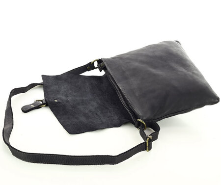 Torebka skórzana listonoszka stylowy minimalizm ala messenger leather bag - MARCO MAZZINI czarna