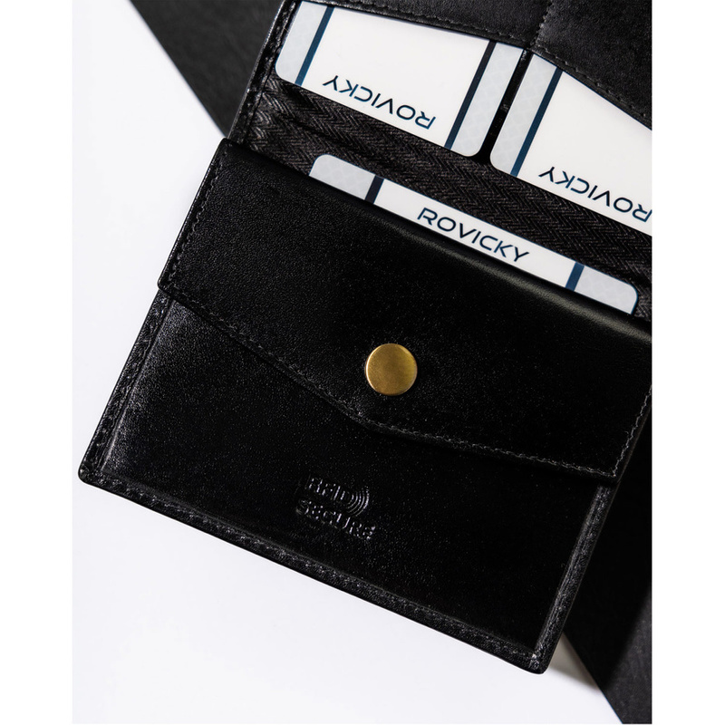 Stylish compact men's wallet with RFID Rovicky