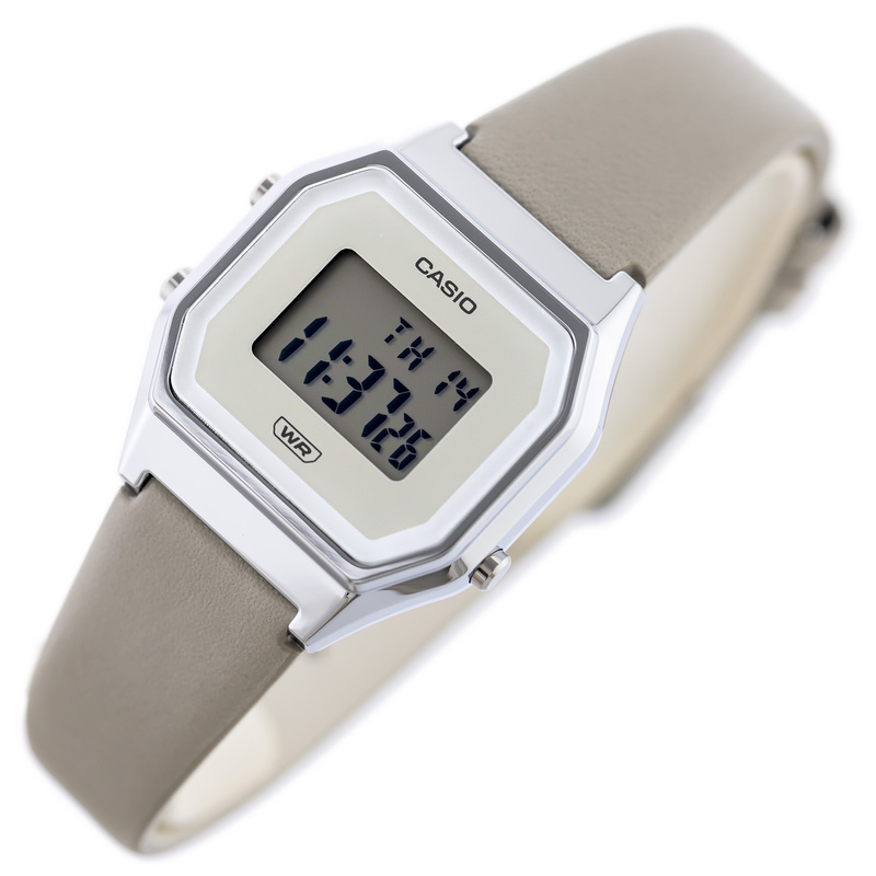 Uniwersalny Zegarek CASIO model LA680WEL8EF (33.5 × 28.6 × 8.6 mm)