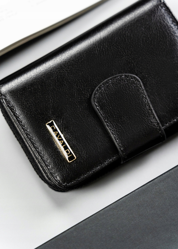 Spacious, elegant women's wallet with RFID Cavaldi