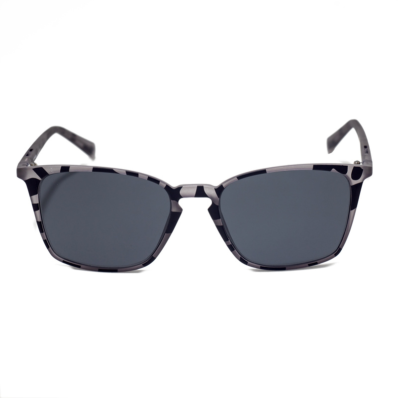 SUNGLASSES ITALIA INDEPENDENT UNISEX 0037-096-000 (Szkło/Zausznik/Mostek) 52/17/140 mm)