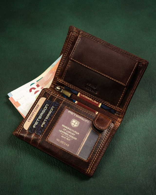 Men's genuine leather wallet Peterson PTN WL-0306-COM