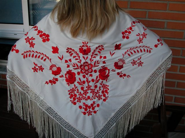 SHAWL FLAMENCO WOMAN PGBL42 (140 CM )