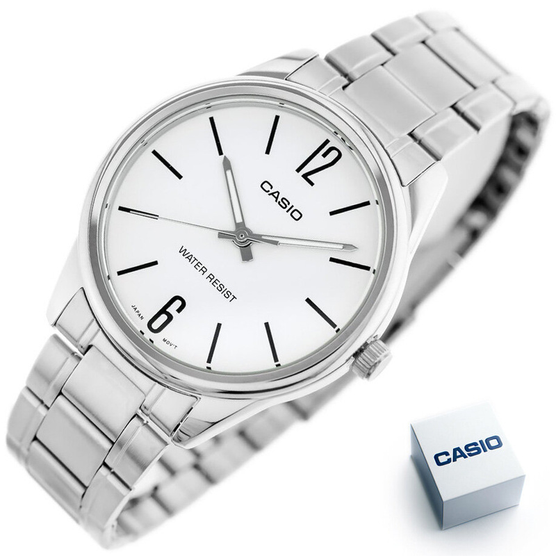 Men's quartz watch, 30m water resistant, by CASIO