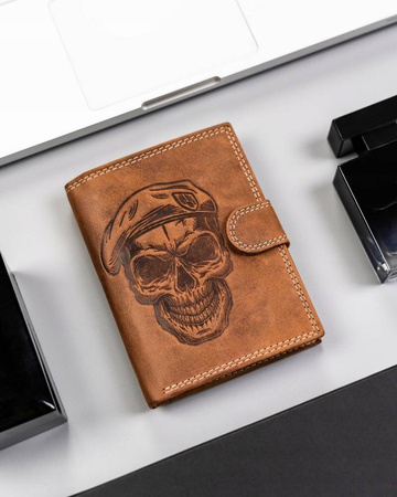 Stylish men's wallet with an individual design