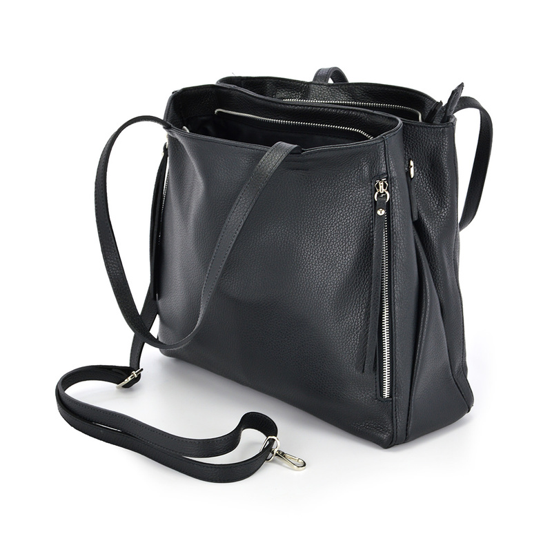 Elegant stylish large women's leather shopperbag