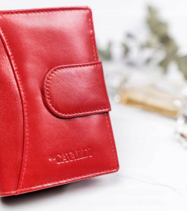 Stylish Women's Leather Wallet with RFID by Cavaldi