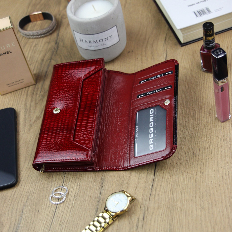 Women's genuine leather wallet Gregorio GP-110