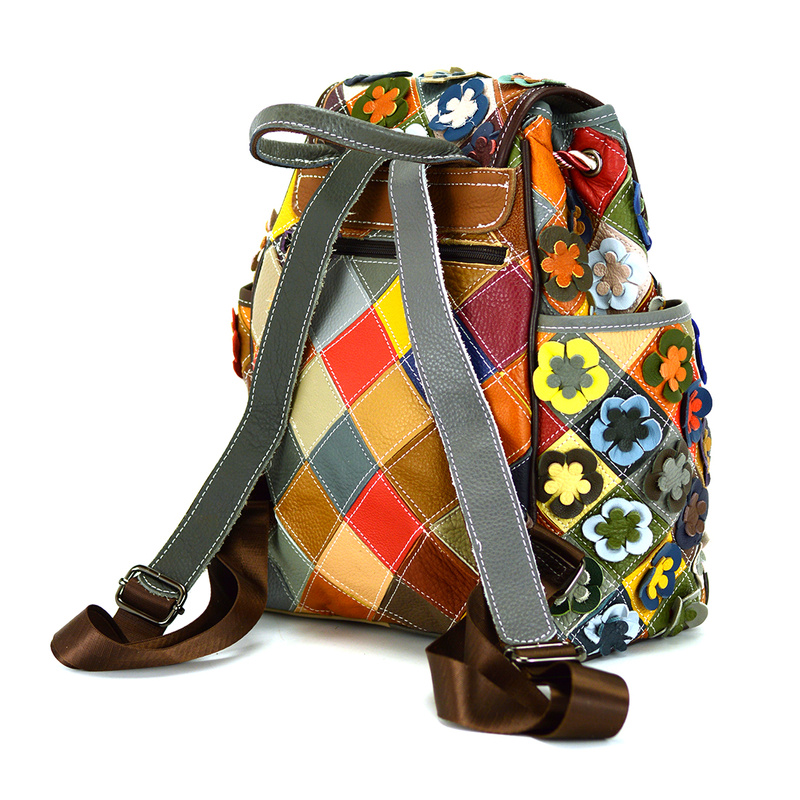 Bunter Damenrucksack mit Mosaikmuster und Blumen