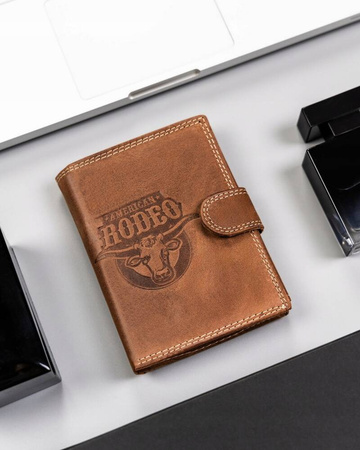 Stylish men's wallet with an individual design