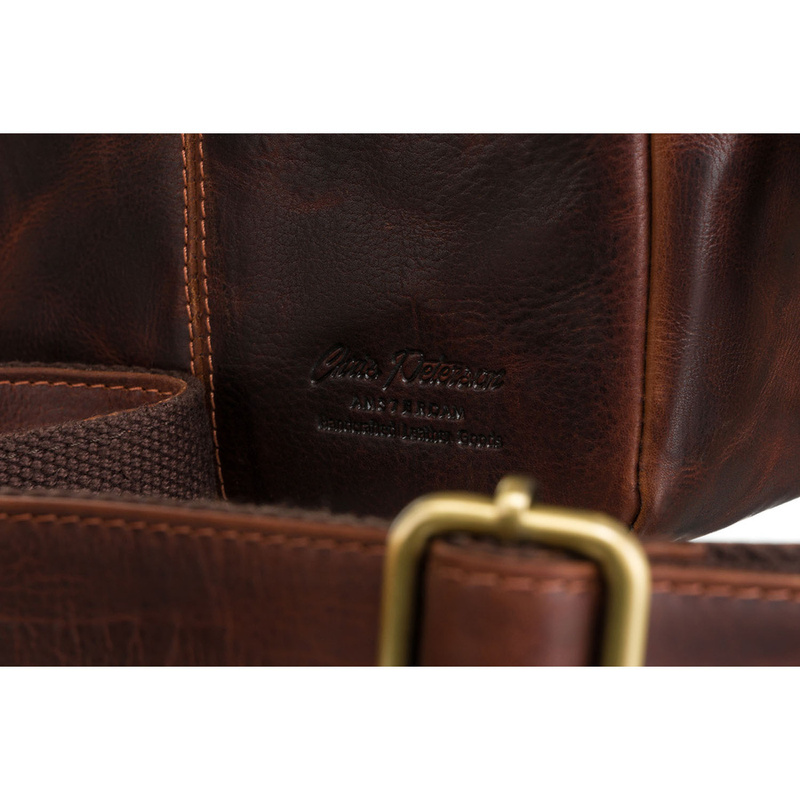 Leather bag PETERSON PTN TB-117-WAX