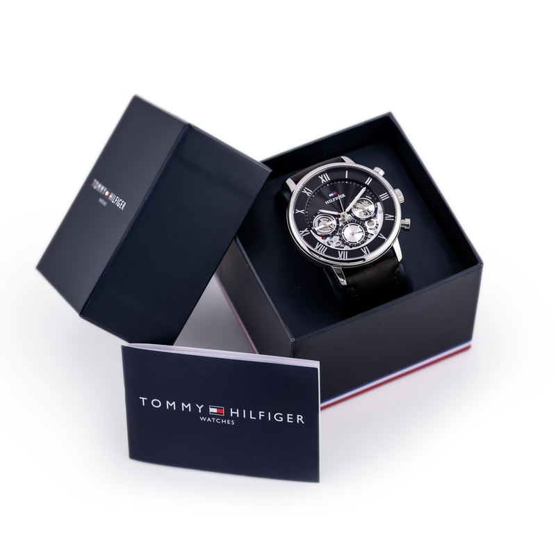 Stilvolle Herrenuhr mit Datum TOMMY HILFIGER