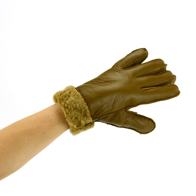 Five-finger leather insulated gloves