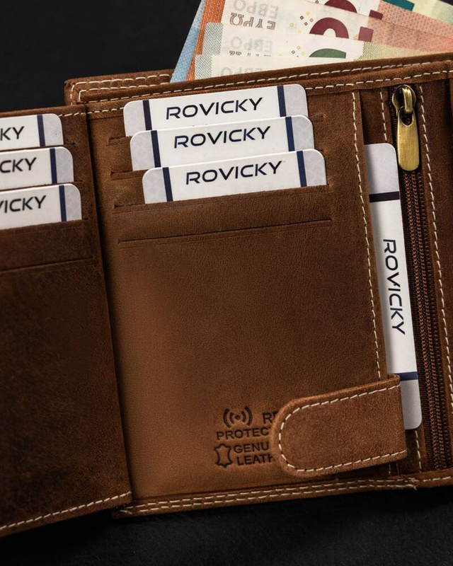 Stylish men's wallet with an individual design