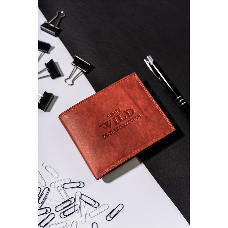 Elegant, extensive men's wallet from Always Wild