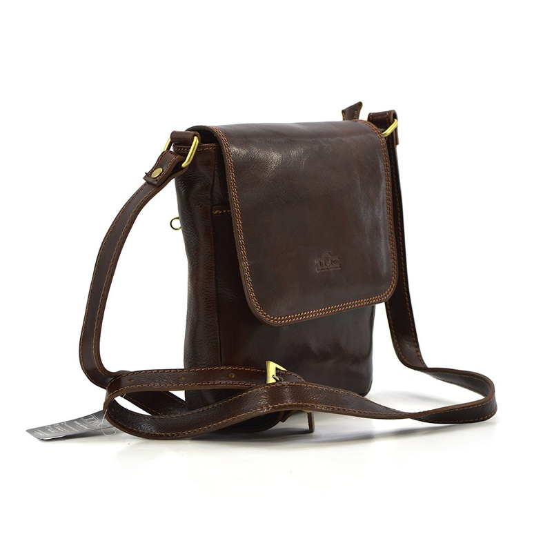 Beautiful classic leather women's messenger bag