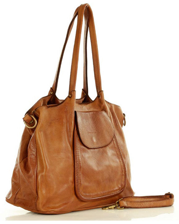 Leather women's shopper with shoulder organizer