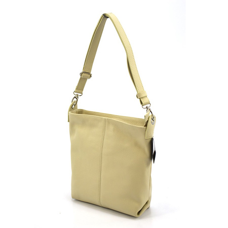 Beautiful, roomy leather shoulder bag