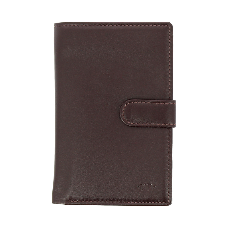 Large women's wallet Nappa Amelia by Nuvola Pelle made in soft leather with external button closure. Coin pocket and 12 card slots.