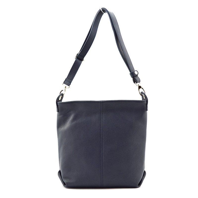 Beautiful, roomy leather shoulder bag