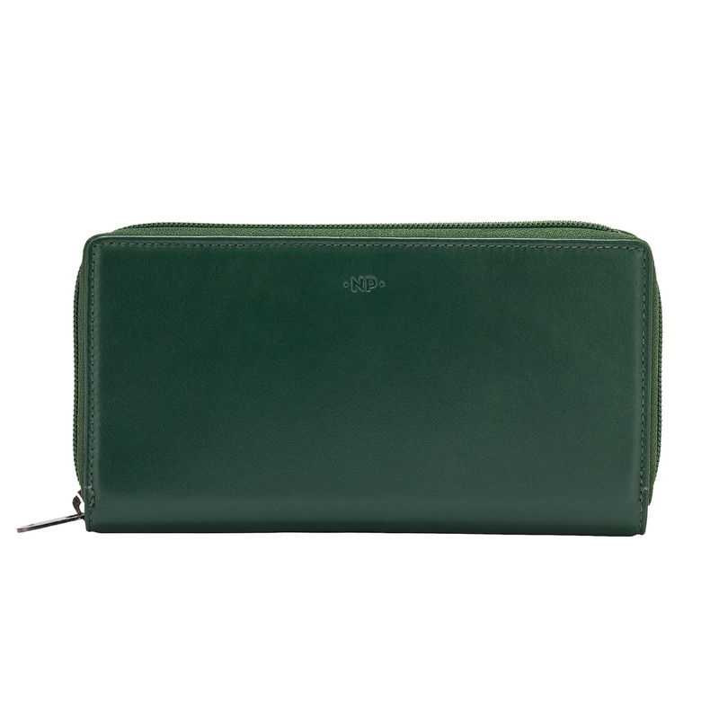 Ladies zip around wallet Nappa Polly by Nuvola Pelle made in soft leather. Large wallet with zip and with a casual-elegant and trendy design.