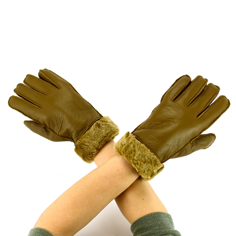 Five-finger leather insulated gloves