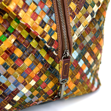 Gemusterter Lederrucksack mit Mosaikmuster