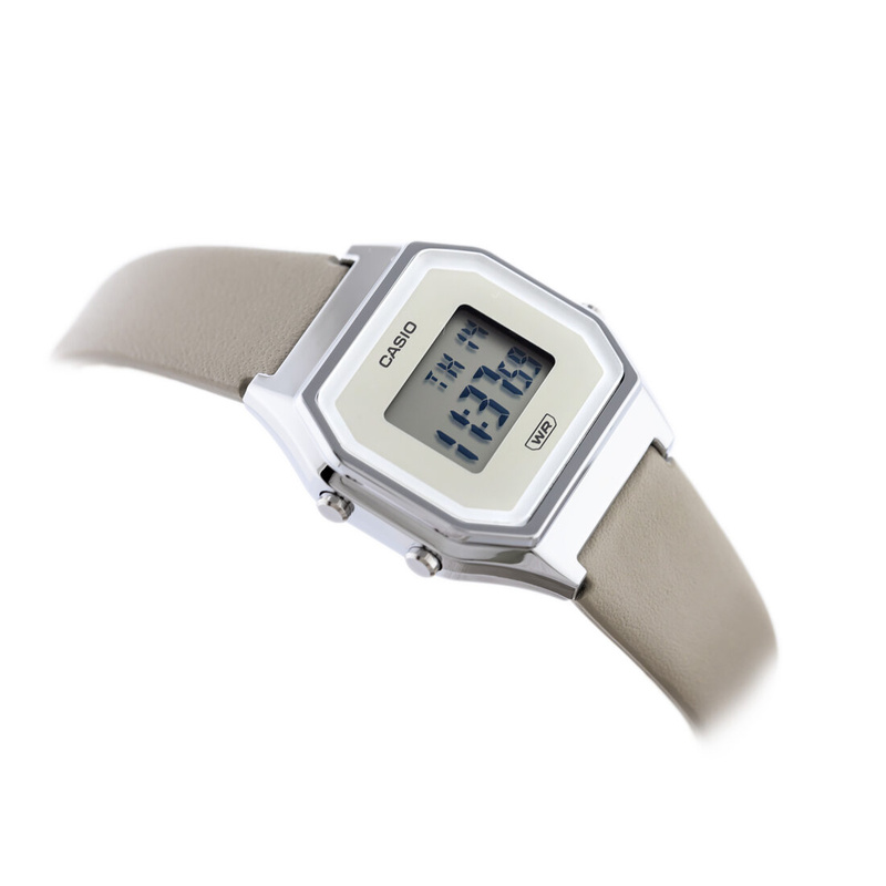 Uniwersalny Zegarek CASIO model LA680WEL8EF (33.5 × 28.6 × 8.6 mm)