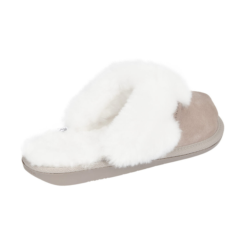 Fluffy sheepskin home slippers for women