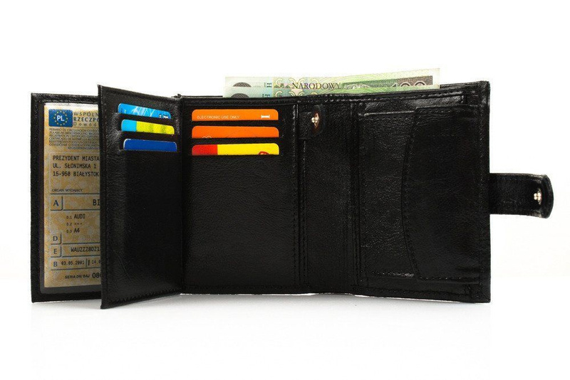 Elegant black leather wallet SOLIER SW01