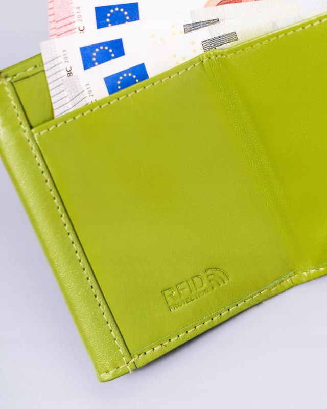 Leather wallet RFID PETERSON PTN RD-GC02-MCL