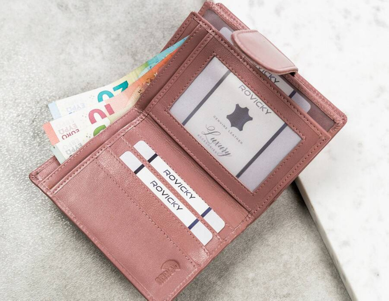 Stylish Women's Leather Wallet with RFID by Cavaldi