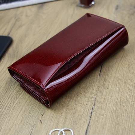 Women's genuine leather wallet Gregorio LN-110