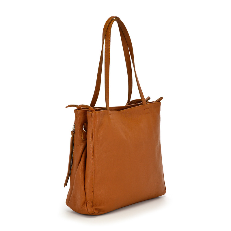 Elegant stylish large women's leather shopperbag