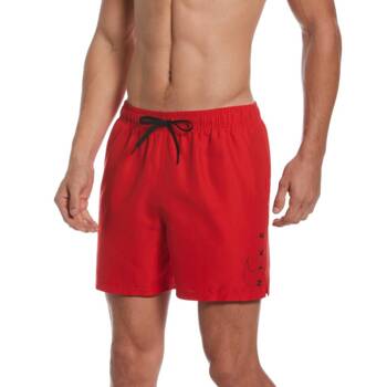 Modny, markowy strój kapielowy Nike model NIKE NESSC601 kolor Czerwony. Odzież męska. Sezon: Cały rok