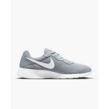 Sneakersy marki Nike model NIKE Tanjun kolor Szary. Obuwie męski. Sezon: Cały rok